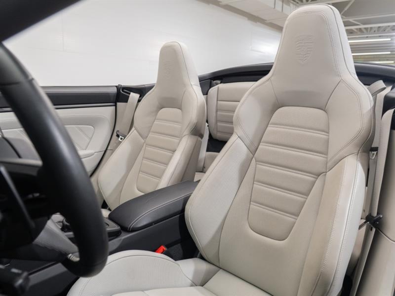 porsche 911 2025 - 24