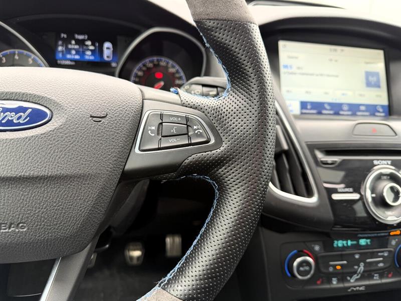 ford Focus 2017 - 24
