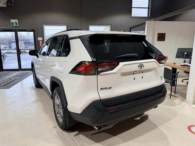 toyota RAV4 2022 - 4