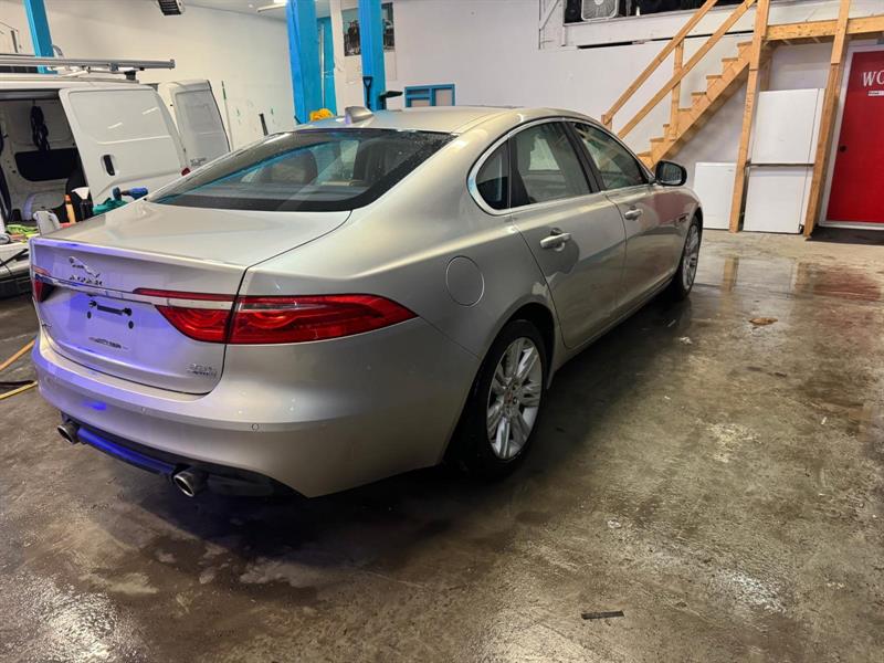 jaguar XF 2016 - 4