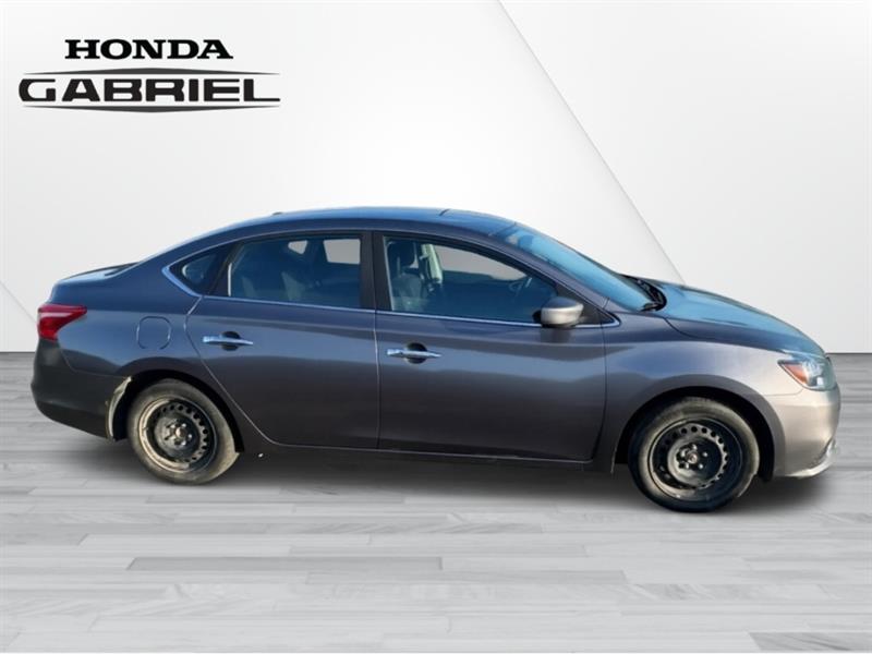 nissan Sentra 2019 - 4