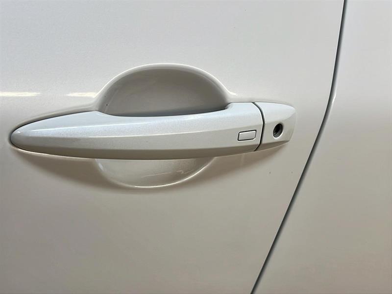 nissan Rogue 2023 - 25