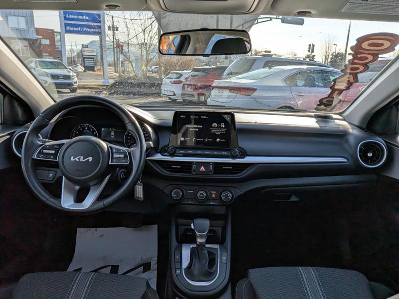 kia Forte 2024 - 17