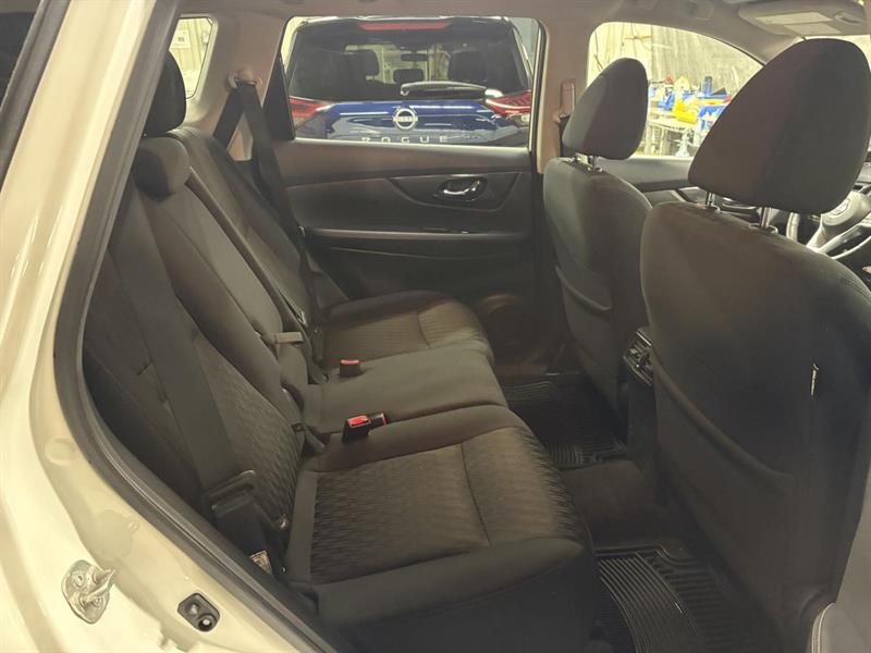 nissan Rogue 2020 - 32