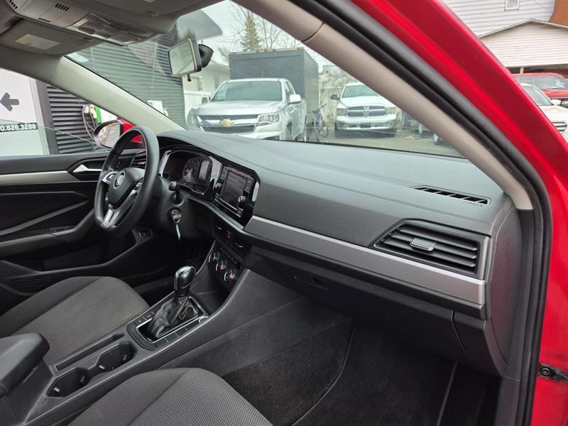 volkswagen Jetta 2019 - 10