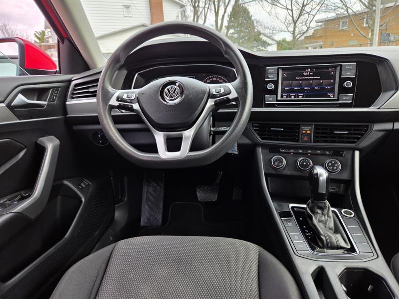 volkswagen Jetta 2019 - 14
