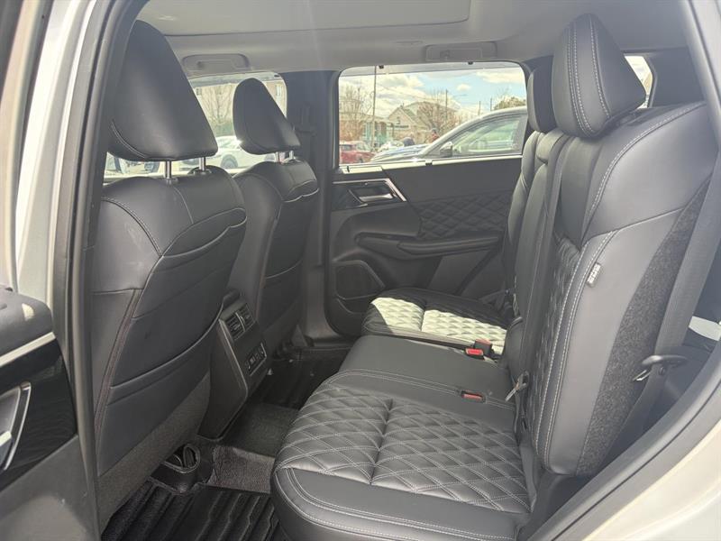 mitsubishi Outlander 2024 - 11