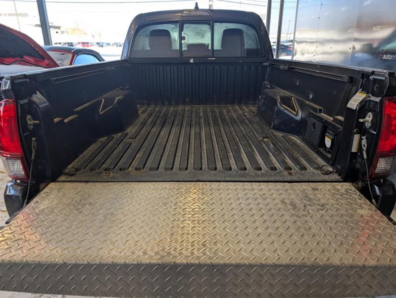 toyota Tacoma 2023 - 22
