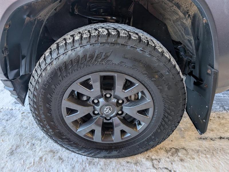 toyota Tacoma 2023 - 23