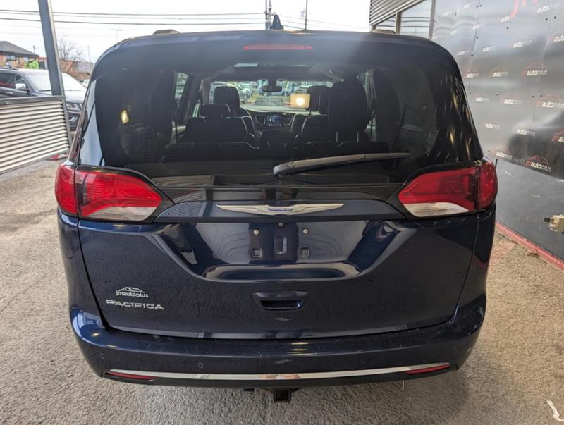 chrysler Pacifica 2018 - 9