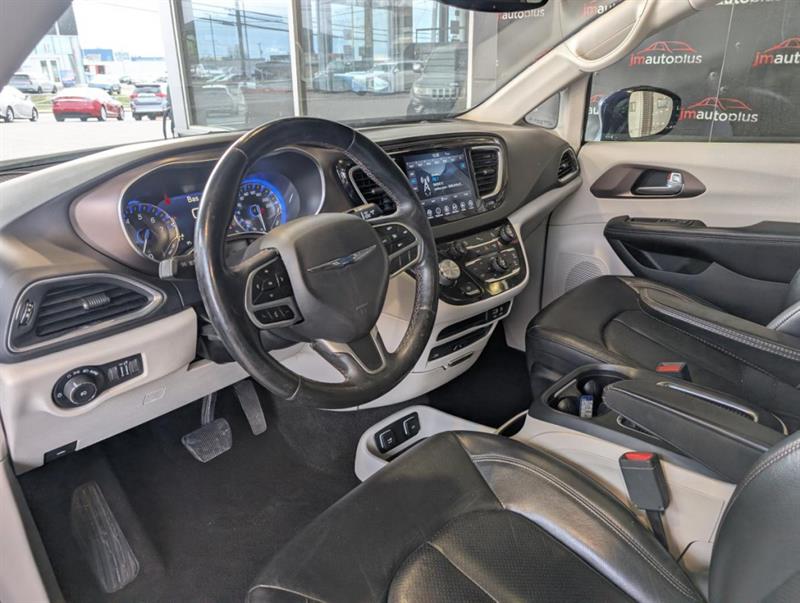 chrysler Pacifica 2018 - 14