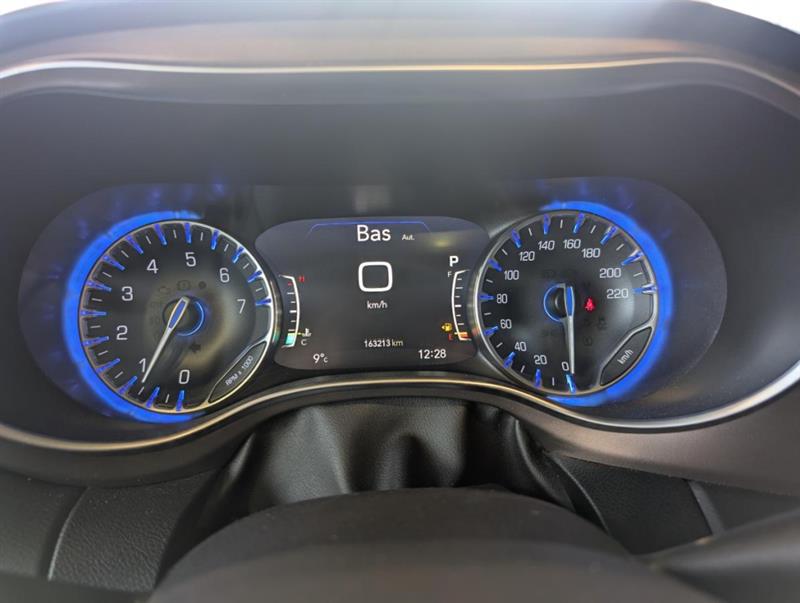 chrysler Pacifica 2018 - 22