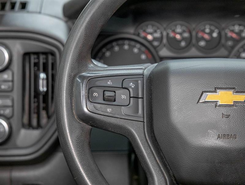chevrolet Silverado 1500 2024 - 21