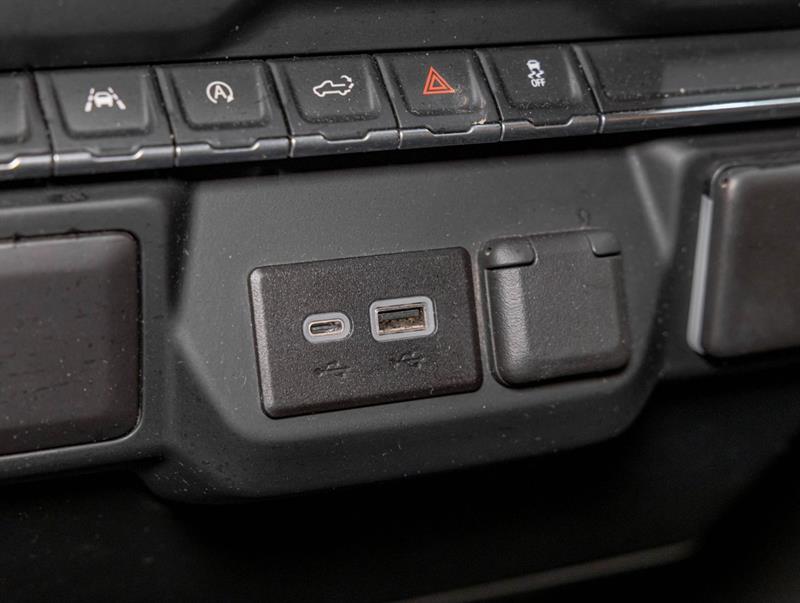 chevrolet Silverado 1500 2024 - 24
