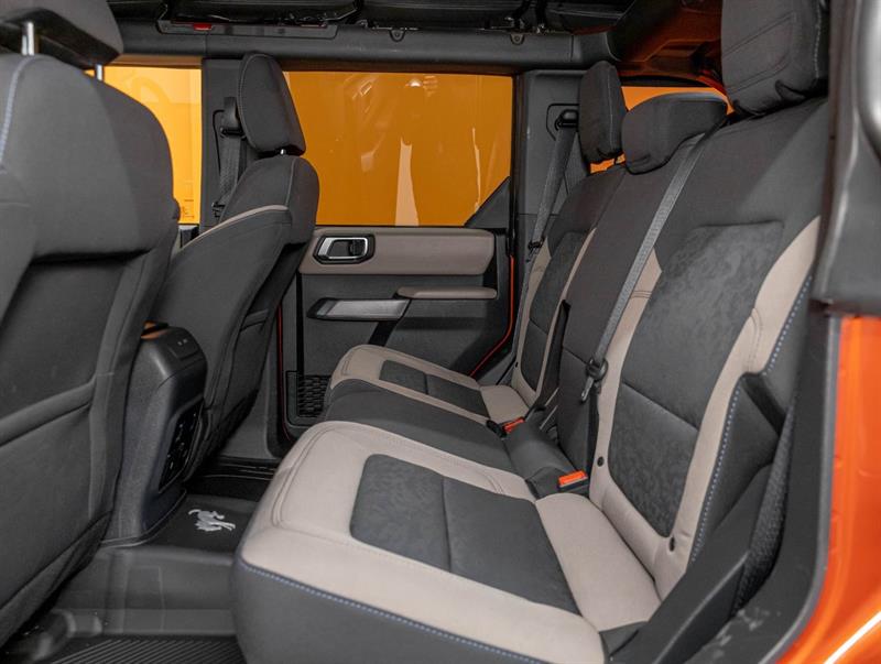ford Bronco 2023 - 25