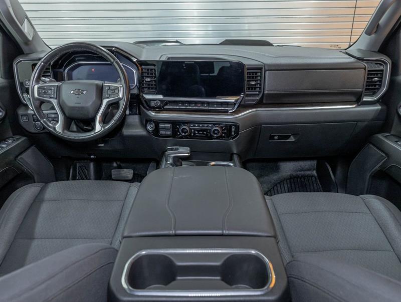chevrolet Silverado 1500 2023 - 11