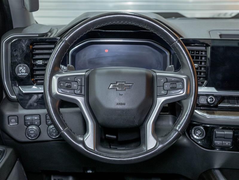 chevrolet Silverado 1500 2023 - 12
