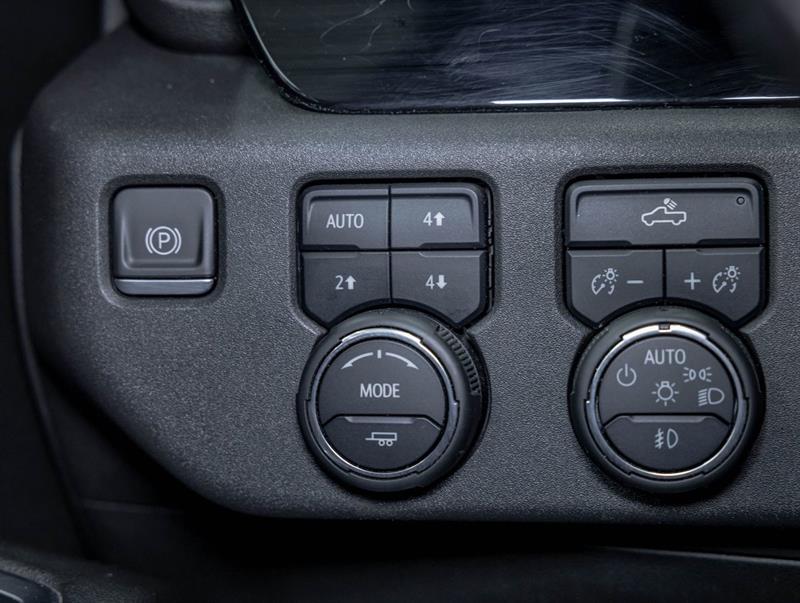 chevrolet Silverado 1500 2023 - 18