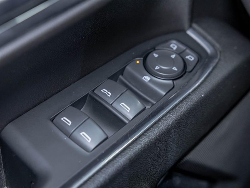 chevrolet Silverado 1500 2023 - 32