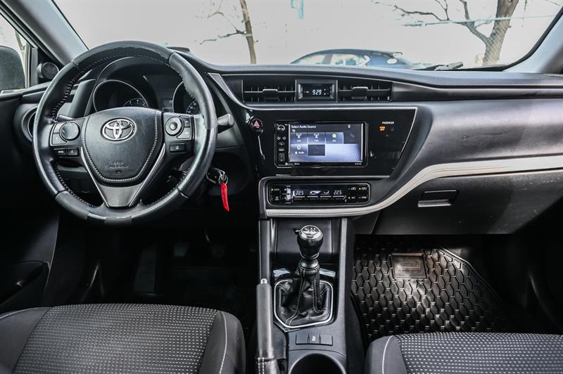 toyota Corolla iM 2017 - 13