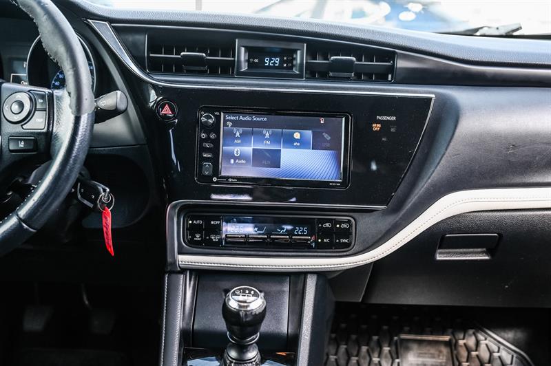 toyota Corolla iM 2017 - 15