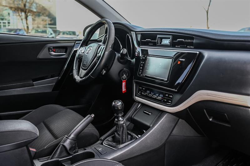 toyota Corolla iM 2017 - 16