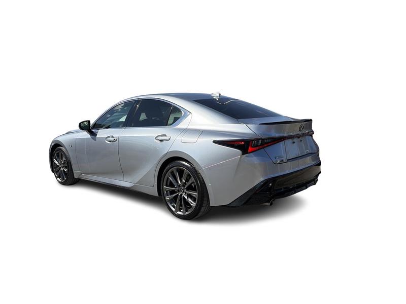 lexus IS 300 2021 - 10