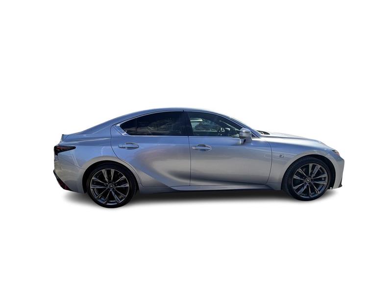 lexus IS 300 2021 - 16