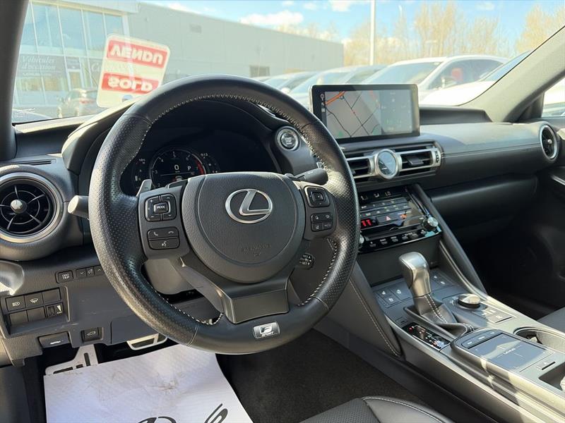 lexus IS 300 2021 - 22