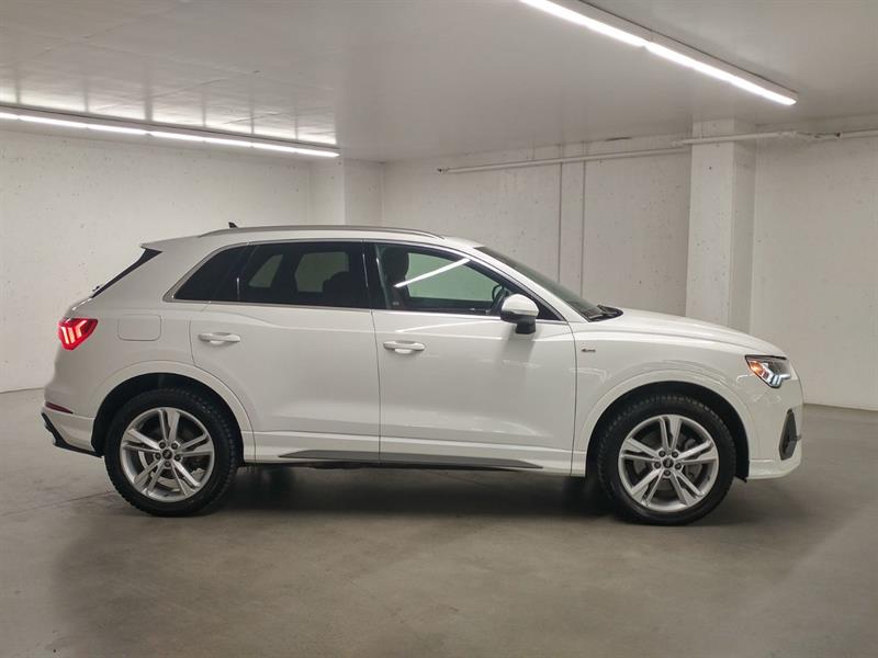 audi Q3 2021 - 3