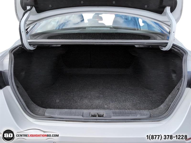 nissan Sentra 2023 - 11