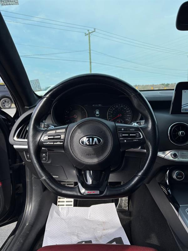 kia Stinger 2021 - 12
