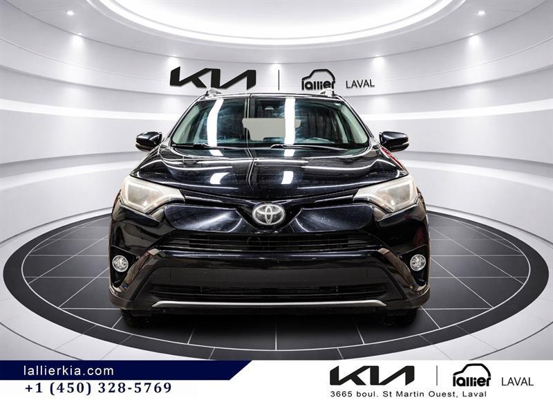 2017 Toyota RAV4 - Image 3