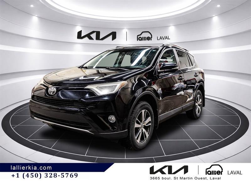 2017 Toyota RAV4 - Image 5