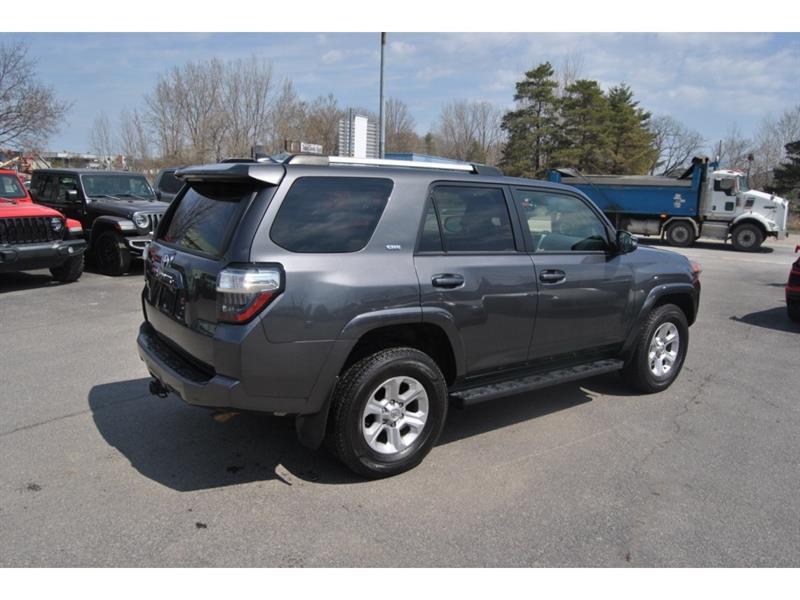 2022 Toyota 4Runner - Image 5