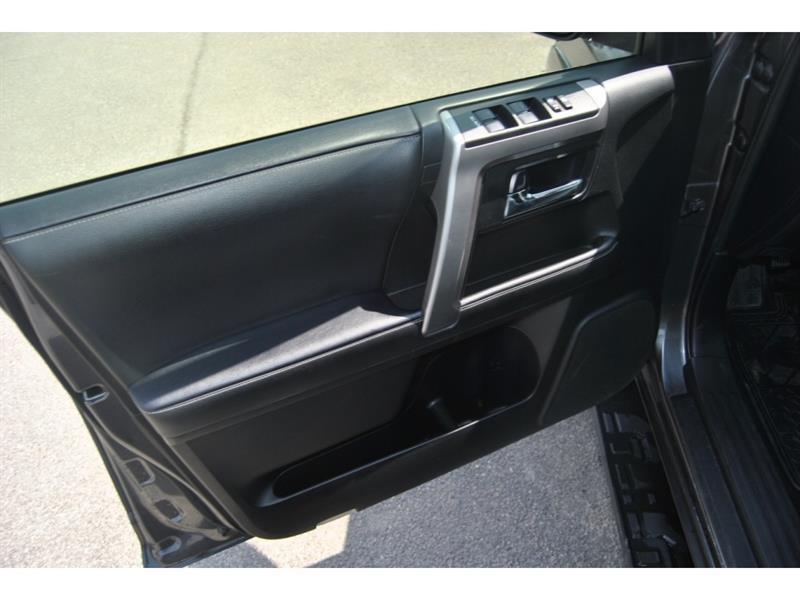2022 Toyota 4Runner - Image 13