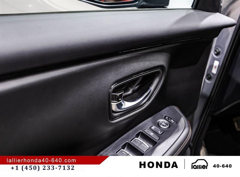 2025 Honda HR-V - Image 11