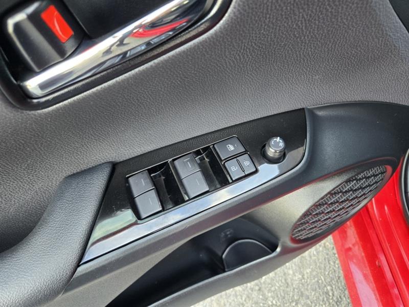 toyota Prius 2020 - 11