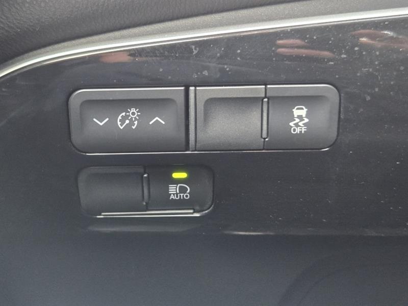 toyota Prius 2020 - 13