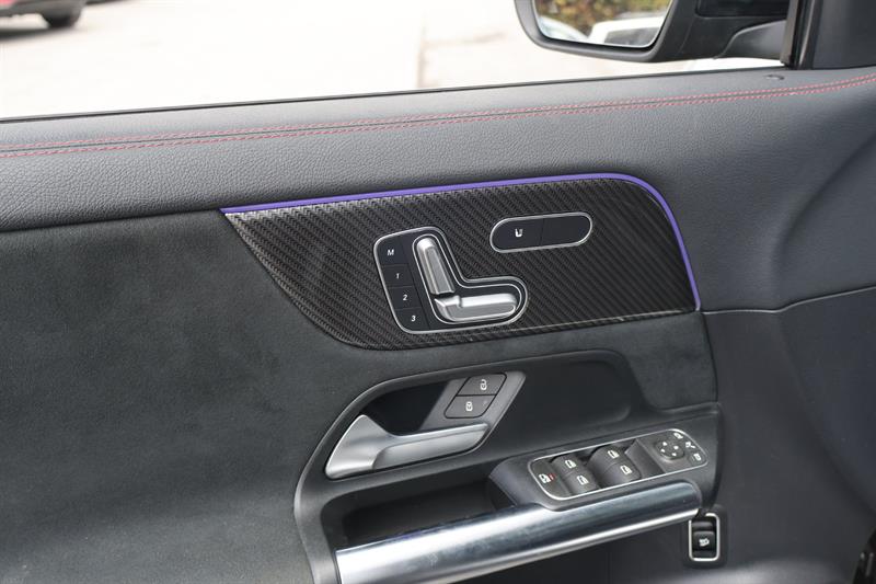 mercedes-benz GLA 2021 - 12