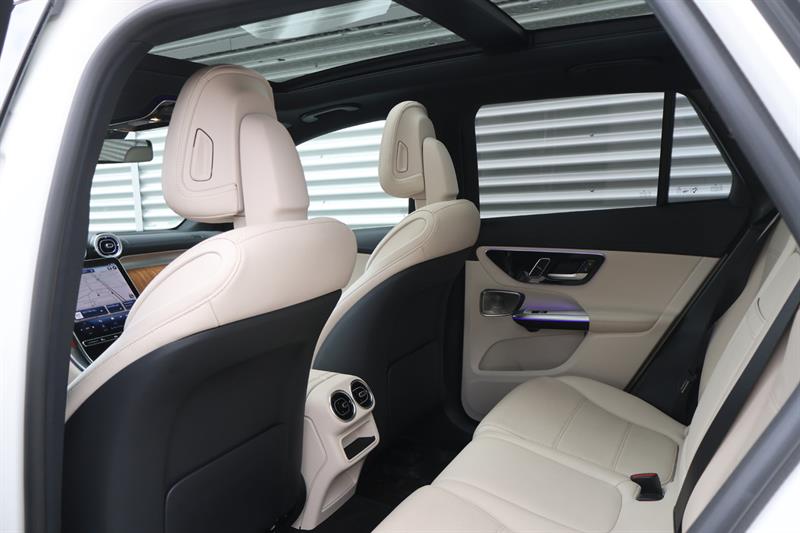 mercedes-benz GLC 2023 - 12