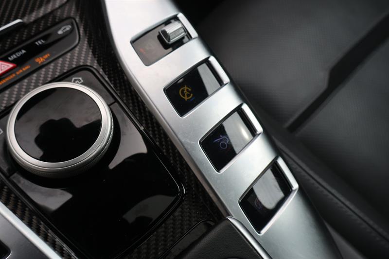 mercedes-benz GT AMG 2020 - 32