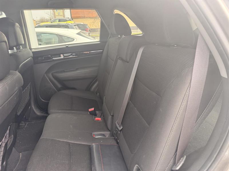 kia Sorento 2015 - 9