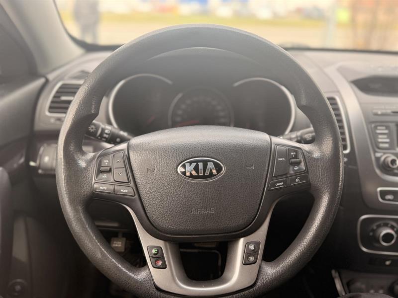 kia Sorento 2015 - 11
