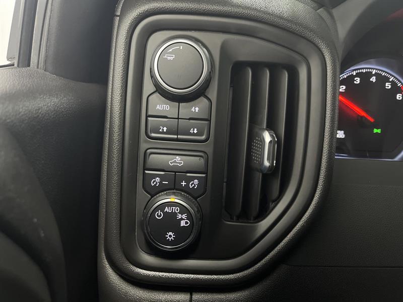 chevrolet Silverado 1500 LTD 2022 - 13