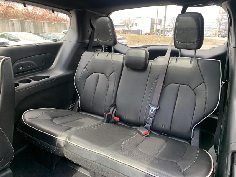 chrysler Pacifica 2021 - 12
