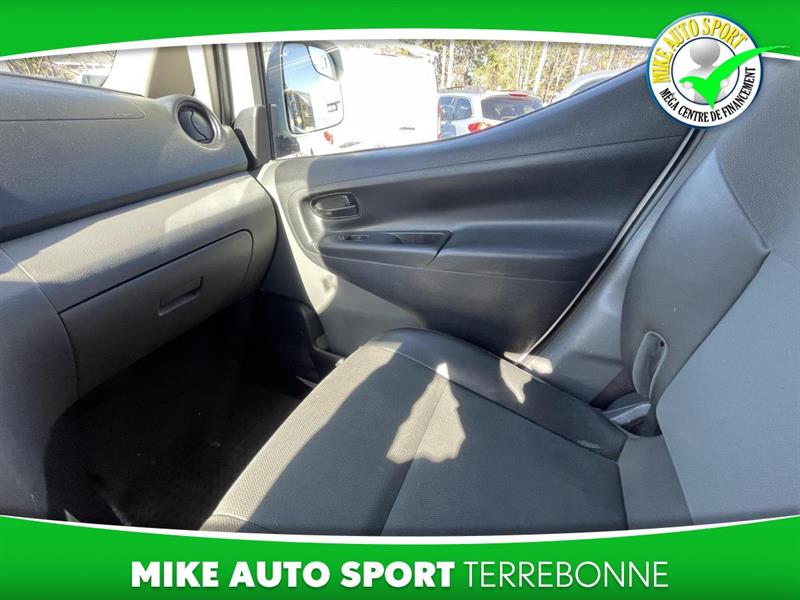 nissan NV200 2016 - 11