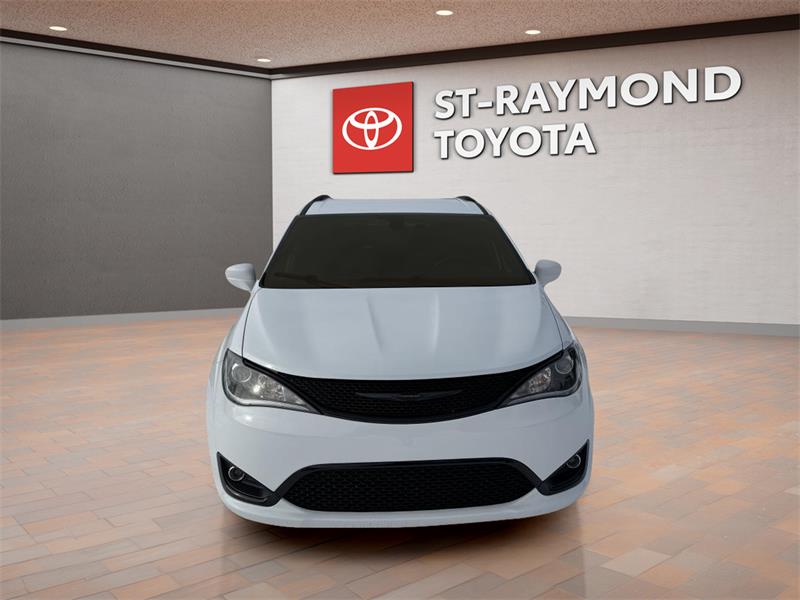 chrysler Pacifica 2018 - 3