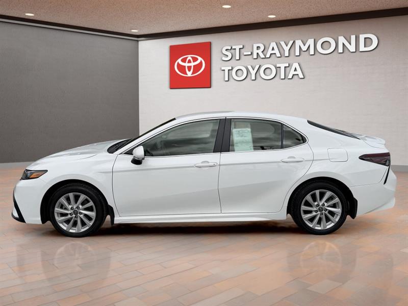 toyota Camry 2023 - 3