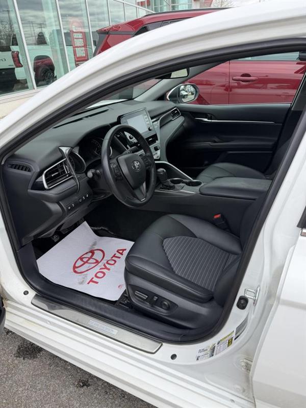 toyota Camry 2023 - 9